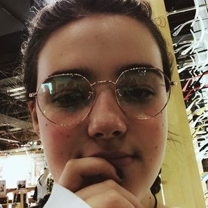 Meet your Posher, Maddy